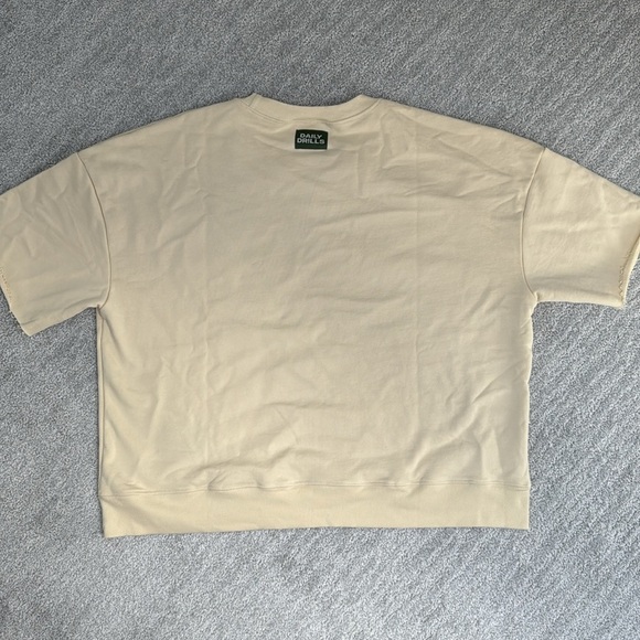 Daily Drills Cropped Sleeve Crew - Sand - Picture 4 of 7